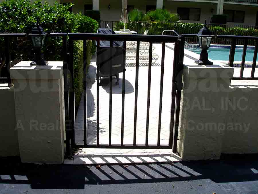 Sundowner Pool Gate